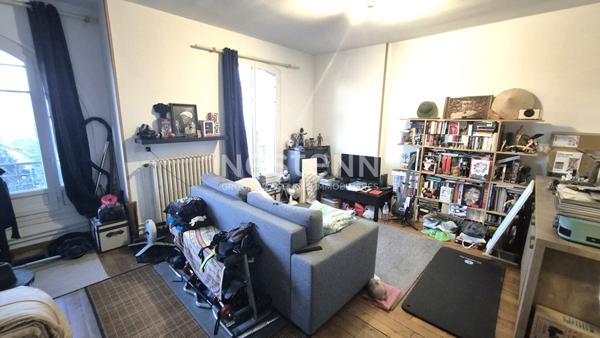 Appartement 1 pièce de 25.5 m2 en Centre Ville de Houilles