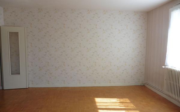 Appartement à louer    3 pièces •  Cosne-Cours-sur-Loire