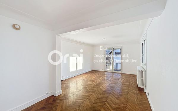 Appartement à vendre    4 pièces • 98,20 m2 Gilly-sur-Isère