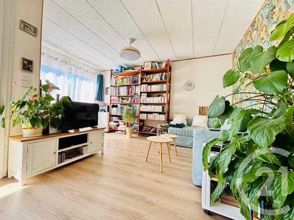 Appartement F3 à vendre  3 pièces - 62,28 m 2   ALES  - 30