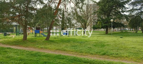 Appartement 2 pièces - 51 m² Exclusivité efficity