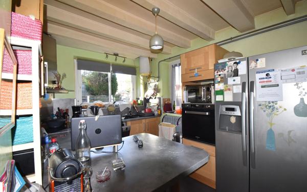 Maison à vendre    7 pièces • 200 m2 Léré