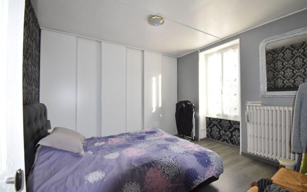 Maison à vendre    7 pièces • 200 m2 Léré