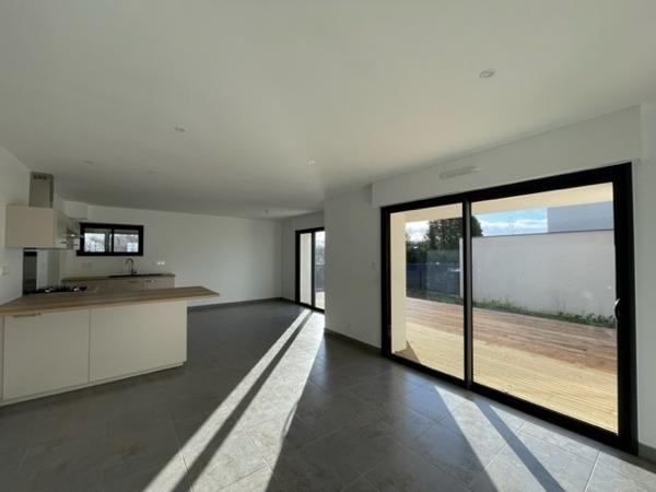 SAINT AVE Maison 5 pièces 109 m²