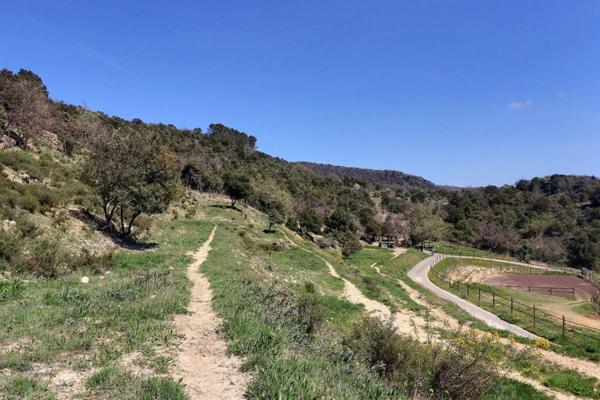 Prix en baisse: Lagorce terrain à batir 4400 m²