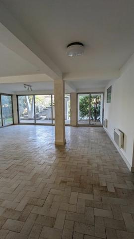 Maison à vendre    4 pièces •  Avignon