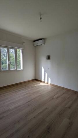 Maison à vendre    4 pièces •  Avignon