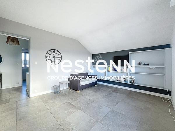 À Truchtersheim Maison familiale rénovée avec jardin arboré et garage double dans un quartier résidentiel calme