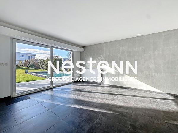 À Truchtersheim Maison familiale rénovée avec jardin arboré et garage double dans un quartier résidentiel calme