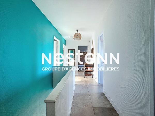 À Truchtersheim Maison familiale rénovée avec jardin arboré et garage double dans un quartier résidentiel calme