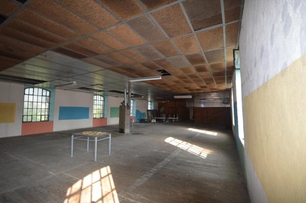 Immeuble à AUSSILLON, 81200 - 1570m²