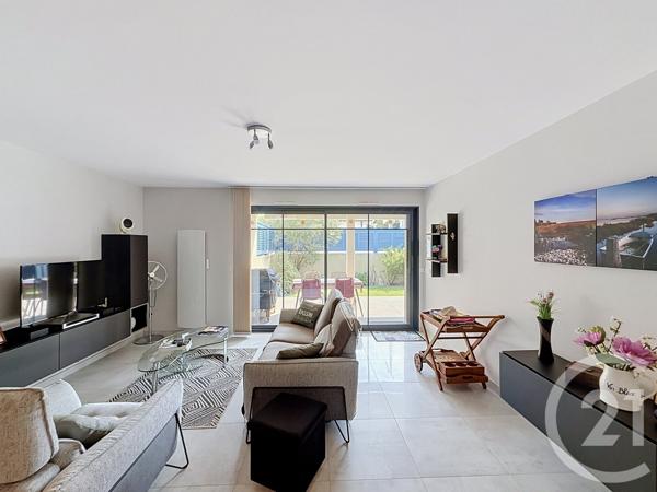 Appartement T3 à vendre  3 pièces - 74,50 m 2   ARCACHON  - 33
