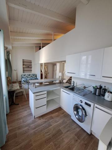 Appartement au calme situé au cœur du centre-ville de LA ROCHELLE !