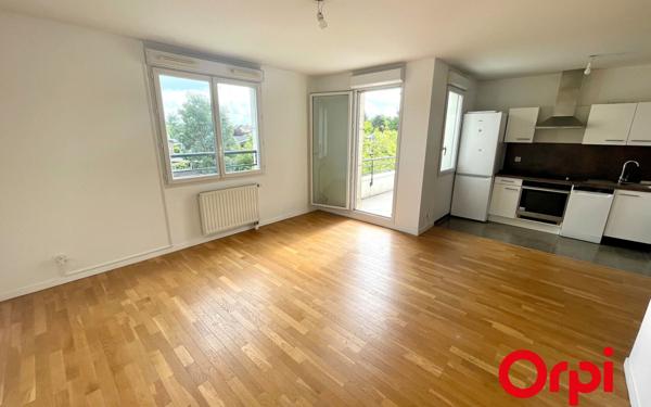 Appartement à vendre    3 pièces • 66 m2 Montigny-le-Bretonneux