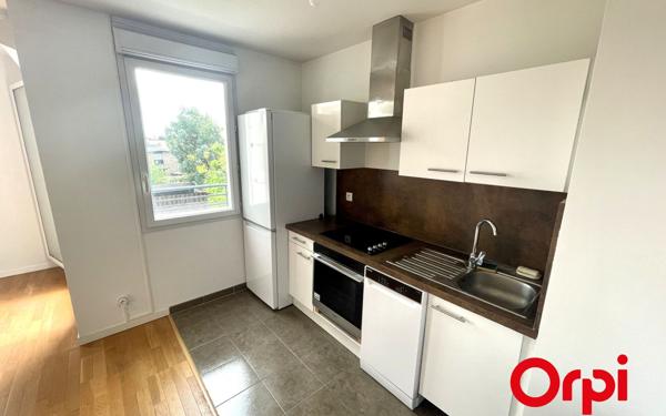 Appartement à vendre    3 pièces • 66 m2 Montigny-le-Bretonneux