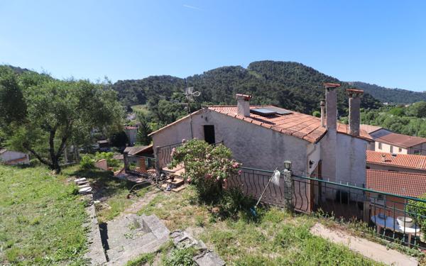 Maison à vendre    5 pièces •  Blausasc