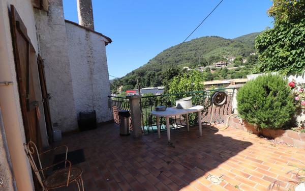 Maison à vendre    5 pièces •  Blausasc