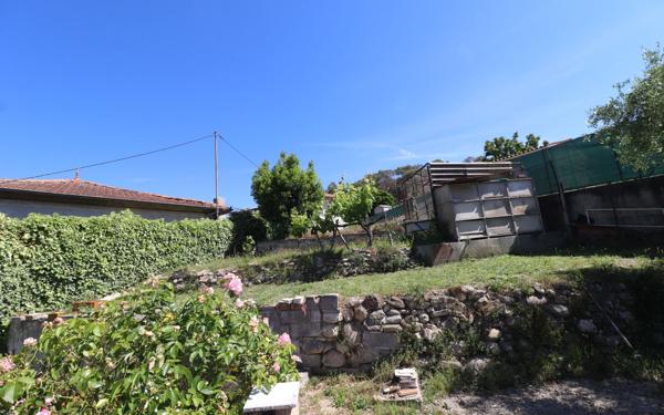 Maison à vendre    5 pièces •  Blausasc