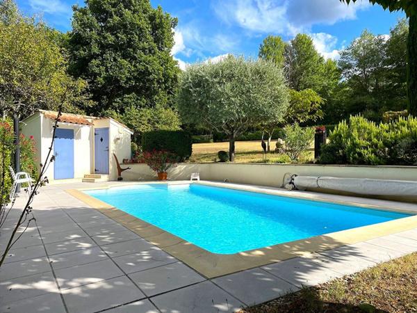 Maison à vendre    6 pièces •  Dieulefit