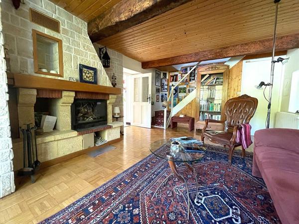 Maison à vendre    6 pièces •  Dieulefit