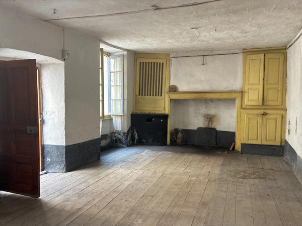 Maison à vendre 7 pièces  (48)