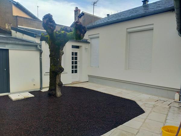 Maison et appartement à Bourges - Spécial investisseur