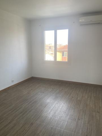 kennedy: T4 traversant, clim, balcon, garage