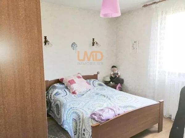 Maison à Aubin avec terrain plat