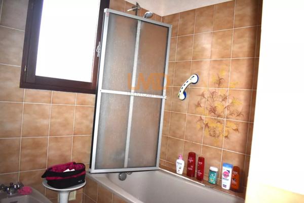 Maison à Aubin avec terrain plat