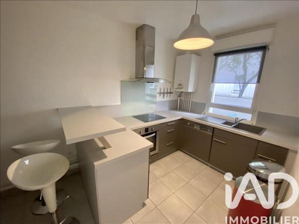 Location appartement 2 pièces 48 m² Nanterre