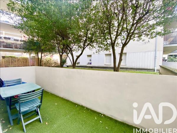 Location appartement 2 pièces 48 m² Nanterre