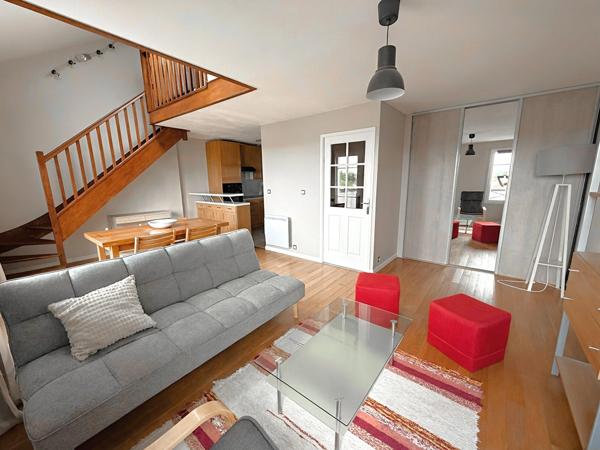 Duplex sud-est sans vis-à-vis, 15 min gare