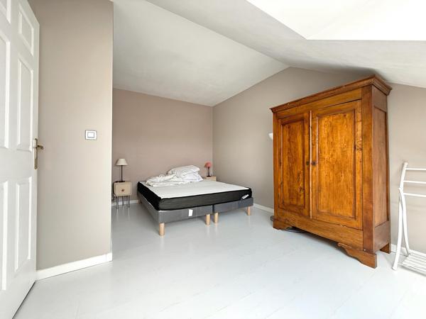 Duplex sud-est sans vis-à-vis, 15 min gare