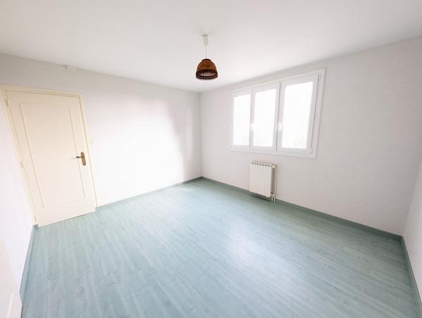 Janzé (35150) NOUVEAUTÉ – Maison familiale avec beau potentiel au cœur de Janzé