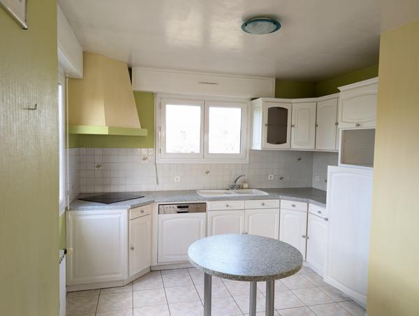 Janzé (35150) NOUVEAUTÉ – Maison familiale avec beau potentiel au cœur de Janzé