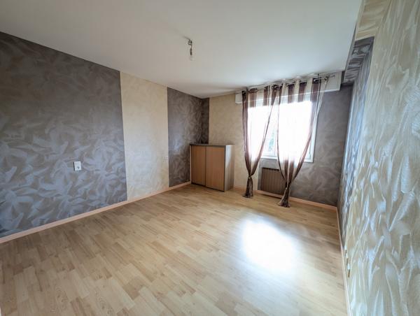 Janzé (35150) NOUVEAUTÉ – Maison familiale avec beau potentiel au cœur de Janzé