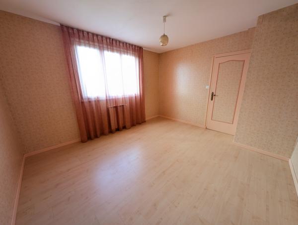 Janzé (35150) NOUVEAUTÉ – Maison familiale avec beau potentiel au cœur de Janzé