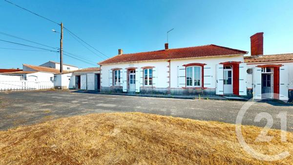 Maison à vendre  4 pièces - 77,73 m 2   ANGLES  - 85