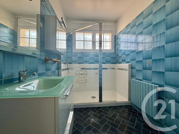 Maison à vendre  4 pièces - 77,73 m 2   ANGLES  - 85