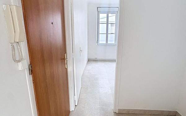 Appartement à vendre    3 pièces • 58,98 m2 Reims