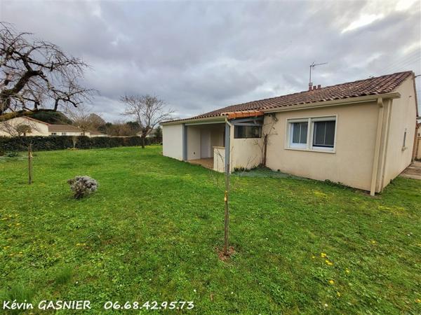 SAINT MICHEL (16470) : Maison en plain pied 76m2 avec garage