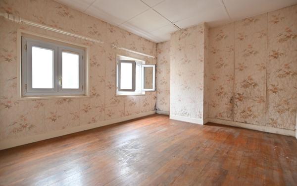 Maison à vendre    3 pièces • 92 m2 Abbeville