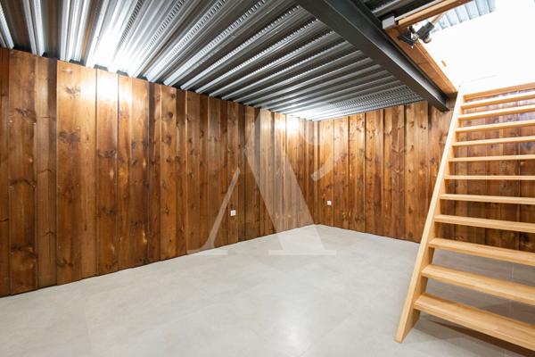 ARCHITECTURE CONTEMPORAINE ET ÉCOLOGIQUE - 2026 - Maison d'architecte avec jardin et garage - Bordeaux