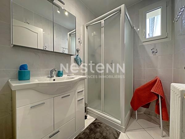 10 MIN DE REIMS - MAISON DE PLAIN PIED SUR 823 M² - GARAGE DOUBLE