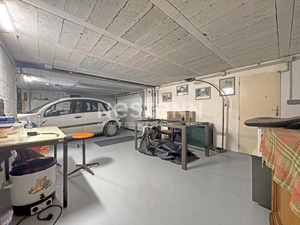 10 MIN DE REIMS - MAISON DE PLAIN PIED SUR 823 M² - GARAGE DOUBLE