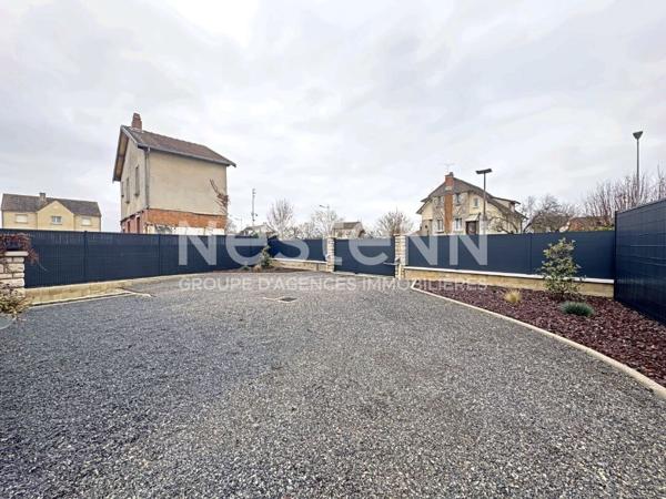 10 MIN DE REIMS - MAISON DE PLAIN PIED SUR 823 M² - GARAGE DOUBLE