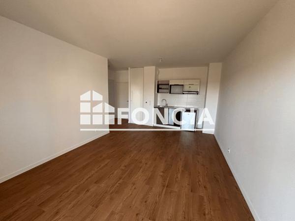 Location Appartement 2 pièces 45.2 m² - 44 RUE DE LA PARMENTIERE - 123 RUE SAINT FRANCOIS La Riche 37520