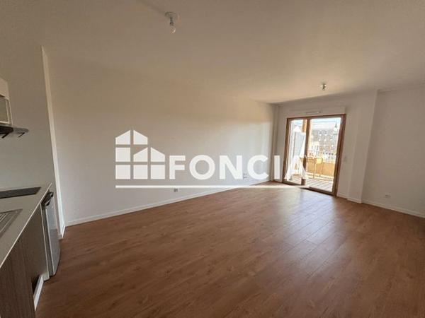 Location Appartement 2 pièces 45.2 m² - 44 RUE DE LA PARMENTIERE - 123 RUE SAINT FRANCOIS La Riche 37520