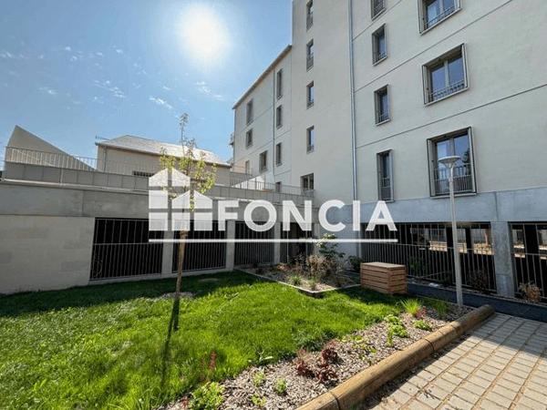 Location Appartement 2 pièces 45.2 m² - 44 RUE DE LA PARMENTIERE - 123 RUE SAINT FRANCOIS La Riche 37520