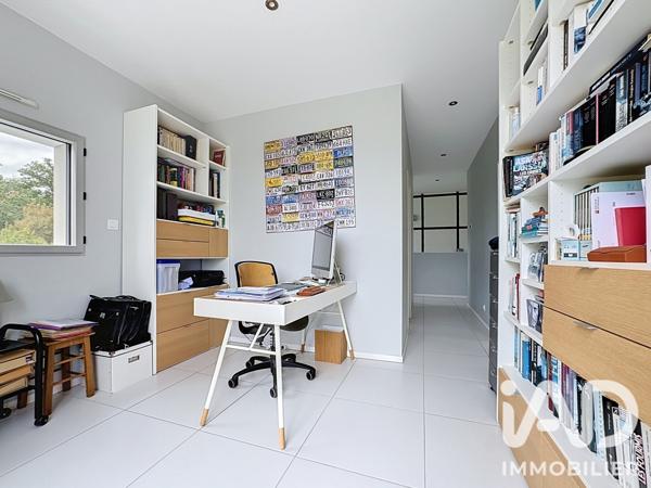 Maison à vendre 8 pièces 203 m² Pessac